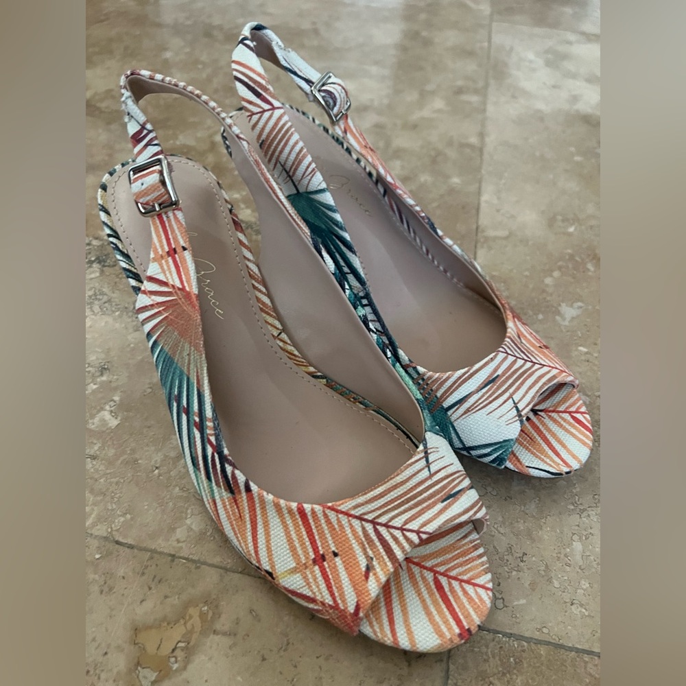 Amelia grace small heel shoe